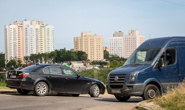 В субботу подходит мой малой, просит задачку решить, читаю я и постепенно охреневаю